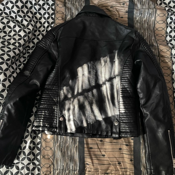 Fashion nova leather jacket - Picture 3 of 3